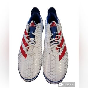 Adidas Tricolor Gamemode cleats.   Mens.  Size 9.5